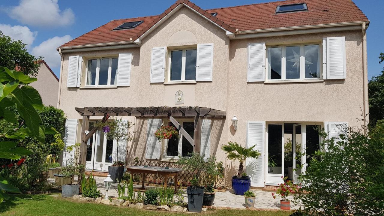 Chez Laurence & Rv Vaureal 外观 照片